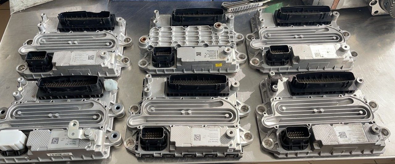 Mercedes Atego Euro 6 MCM2 A0014463635 OM934 - Centralina electrónica para Camião: foto 5 Mercedes Atego Euro 6 MCM2 A0014463635 OM934 - Centralina electrónica para Camião: foto 5