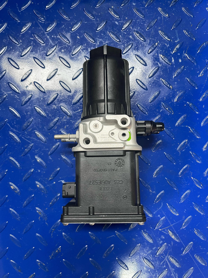 Mercedes Benz Actros MP4 Adblue Pump Euro 6 - Sistema de escape para Camião: foto 3 Mercedes Benz Actros MP4 Adblue Pump Euro 6 - Sistema de escape para Camião: foto 3