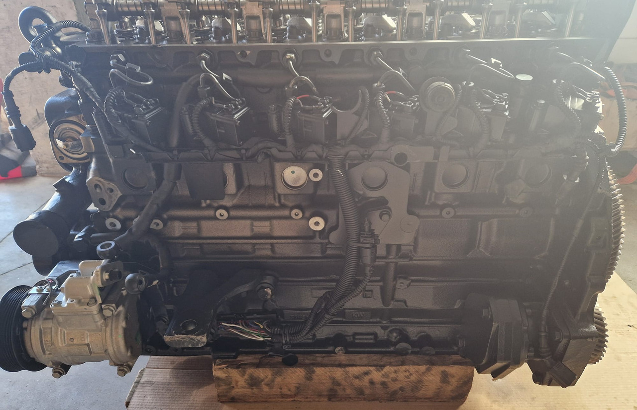 Mercedes Benz Engine OM906 Euro 5 - Motor: foto 1 Mercedes Benz Engine OM906 Euro 5 - Motor: foto 1
