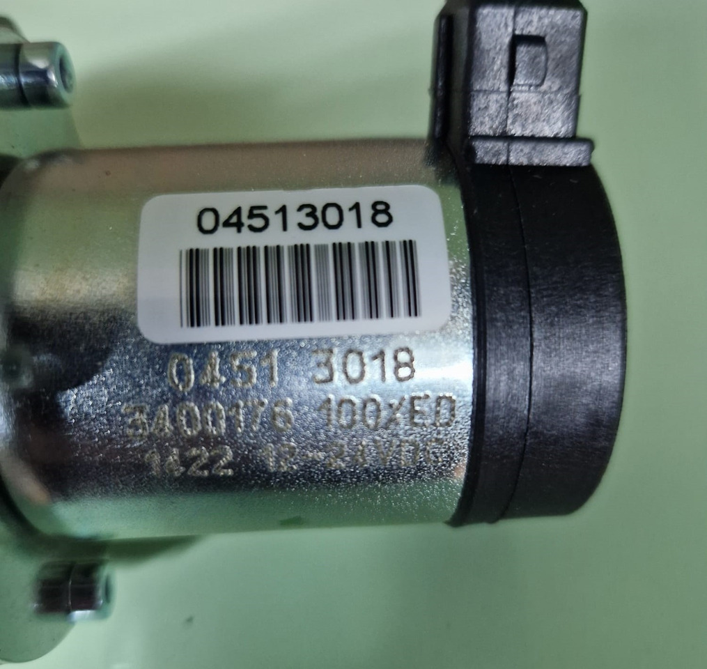 DEUTZ Solenoid 04513018 - Peça de reposição para Máquina de construção: foto 1 DEUTZ Solenoid 04513018 - Peça de reposição para Máquina de construção: foto 1