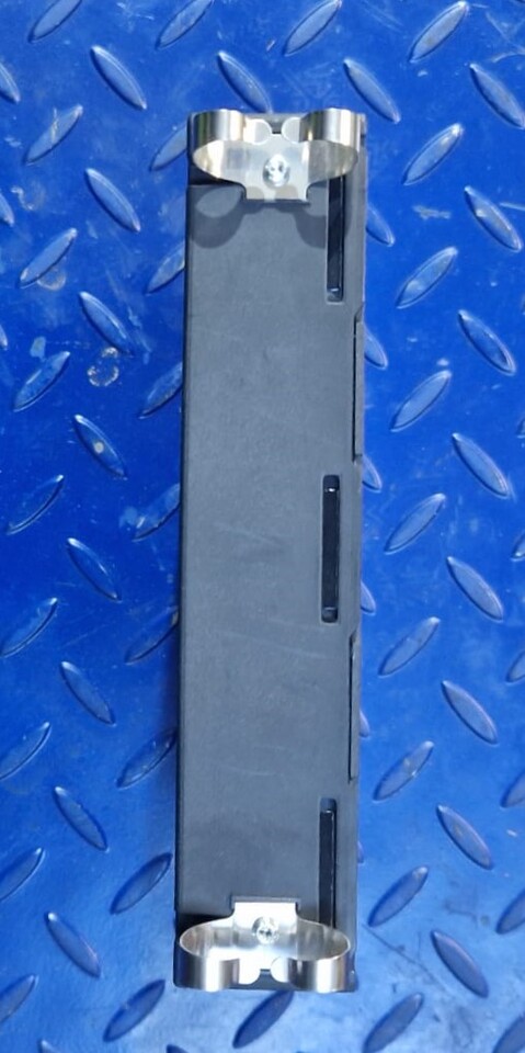 MERCEDES-BENZ Control Device Actros Mp4 CPC3 A0044464702 - Peça de reposição para Máquina de outro: foto 4 MERCEDES-BENZ Control Device Actros Mp4 CPC3 A0044464702 - Peça de reposição para Máquina de outro: foto 4