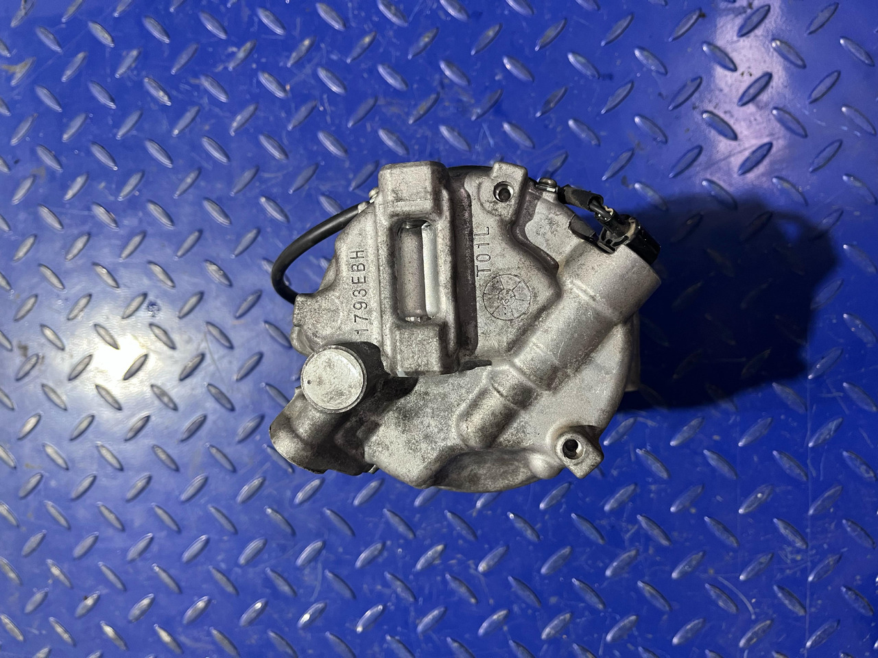 SANDEN BMW 6822848 - Compressor de ar condicionado: foto 2 SANDEN BMW 6822848 - Compressor de ar condicionado: foto 2