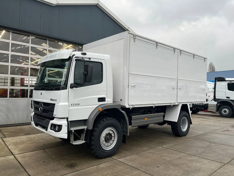 Mercedes-Benz Atego 1725 A 4x4 Service Truck - Camião: foto 1 Mercedes-Benz Atego 1725 A 4x4 Service Truck - Camião: foto 1