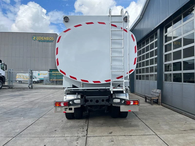 Mercedes-Benz Arocs 3340 6x4 Water Tank Truck - Camião cisterna: foto 4 Mercedes-Benz Arocs 3340 6x4 Water Tank Truck - Camião cisterna: foto 4