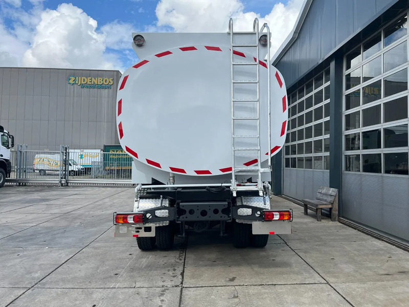 Mercedes-Benz Arocs 4040 6x6 Water Tank Truck - Camião cisterna: foto 4 Mercedes-Benz Arocs 4040 6x6 Water Tank Truck - Camião cisterna: foto 4