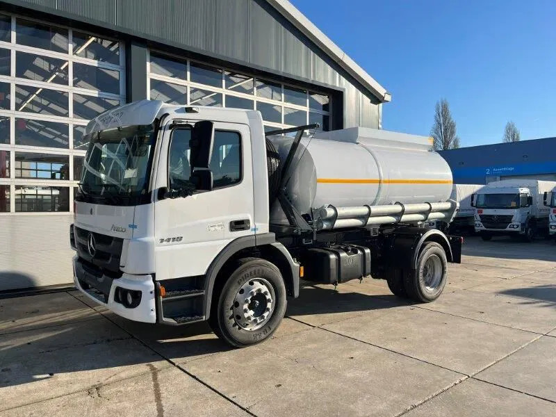 Mercedes-Benz Atego 1418 4x2 Fuel Tank Truck - Camião cisterna: foto 1 Mercedes-Benz Atego 1418 4x2 Fuel Tank Truck - Camião cisterna: foto 1