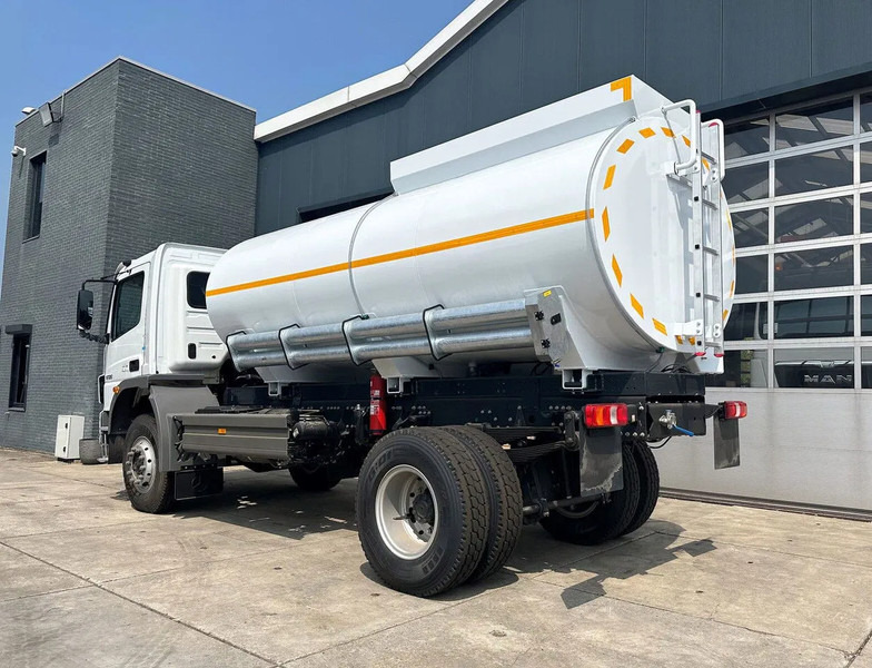 Mercedes-Benz Atego 1725 4×4 Fuel Tank Truck - Camião cisterna: foto 3 Mercedes-Benz Atego 1725 4×4 Fuel Tank Truck - Camião cisterna: foto 3