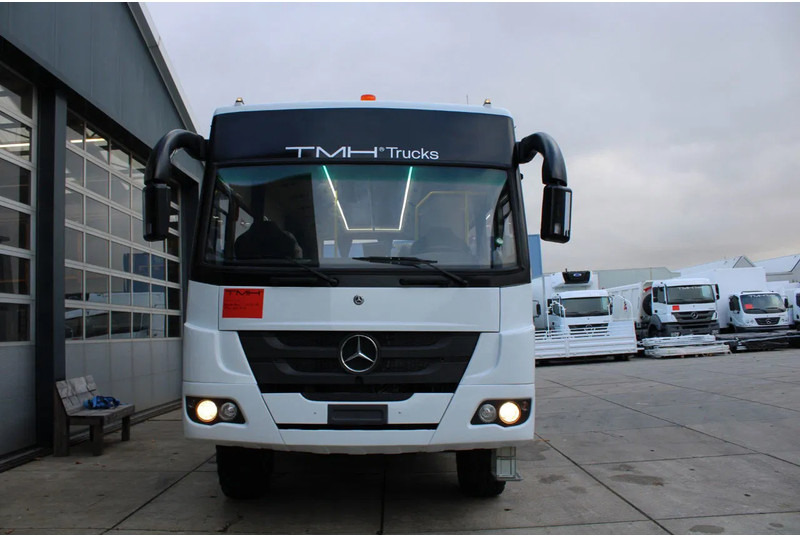 Mercedes-Benz Atego 1725 4x4 Passenger Bus - Autocarro: foto 3 Mercedes-Benz Atego 1725 4x4 Passenger Bus - Autocarro: foto 3