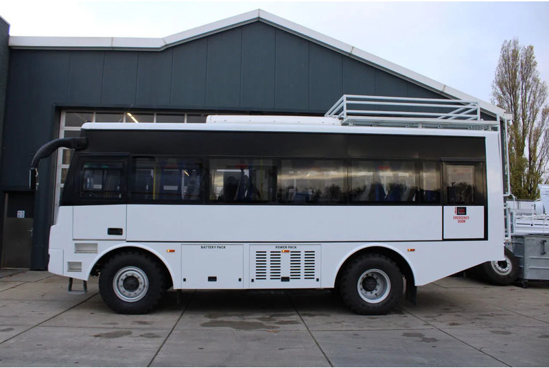 Mercedes-Benz Atego 1725 4x4 Passenger Bus - Autocarro: foto 2 Mercedes-Benz Atego 1725 4x4 Passenger Bus - Autocarro: foto 2