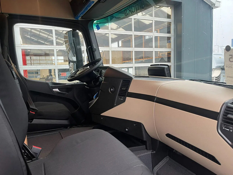 Locação financeira de Mercedes-Benz Actros 2045 S 4x2 Tractor Head Mercedes-Benz Actros 2045 S 4x2 Tractor Head: foto 18