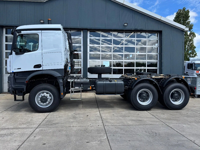 Mercedes-Benz Arocs 4058 AS 6x6 Tractor Head 180T Push Pull EURO-3 - Tractor: foto 1 Mercedes-Benz Arocs 4058 AS 6x6 Tractor Head 180T Push Pull EURO-3 - Tractor: foto 1