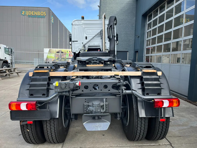 Mercedes-Benz Arocs 4058 AS 6x6 Tractor Head 180T Push Pull EURO-5 - Tractor: foto 5 Mercedes-Benz Arocs 4058 AS 6x6 Tractor Head 180T Push Pull EURO-5 - Tractor: foto 5