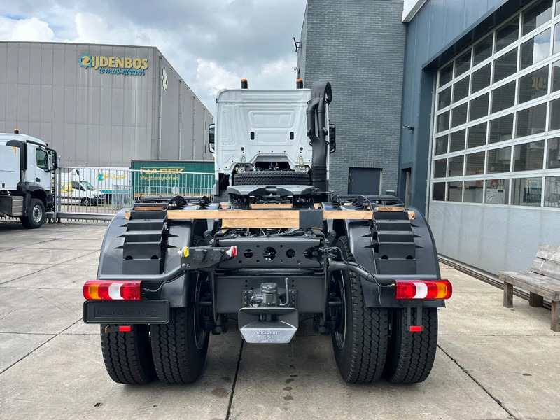 Mercedes-Benz Arocs 4058 AS 6x6 Tractor Head 180T Push Pull (Pre order) - Tractor: foto 4 Mercedes-Benz Arocs 4058 AS 6x6 Tractor Head 180T Push Pull (Pre order) - Tractor: foto 4