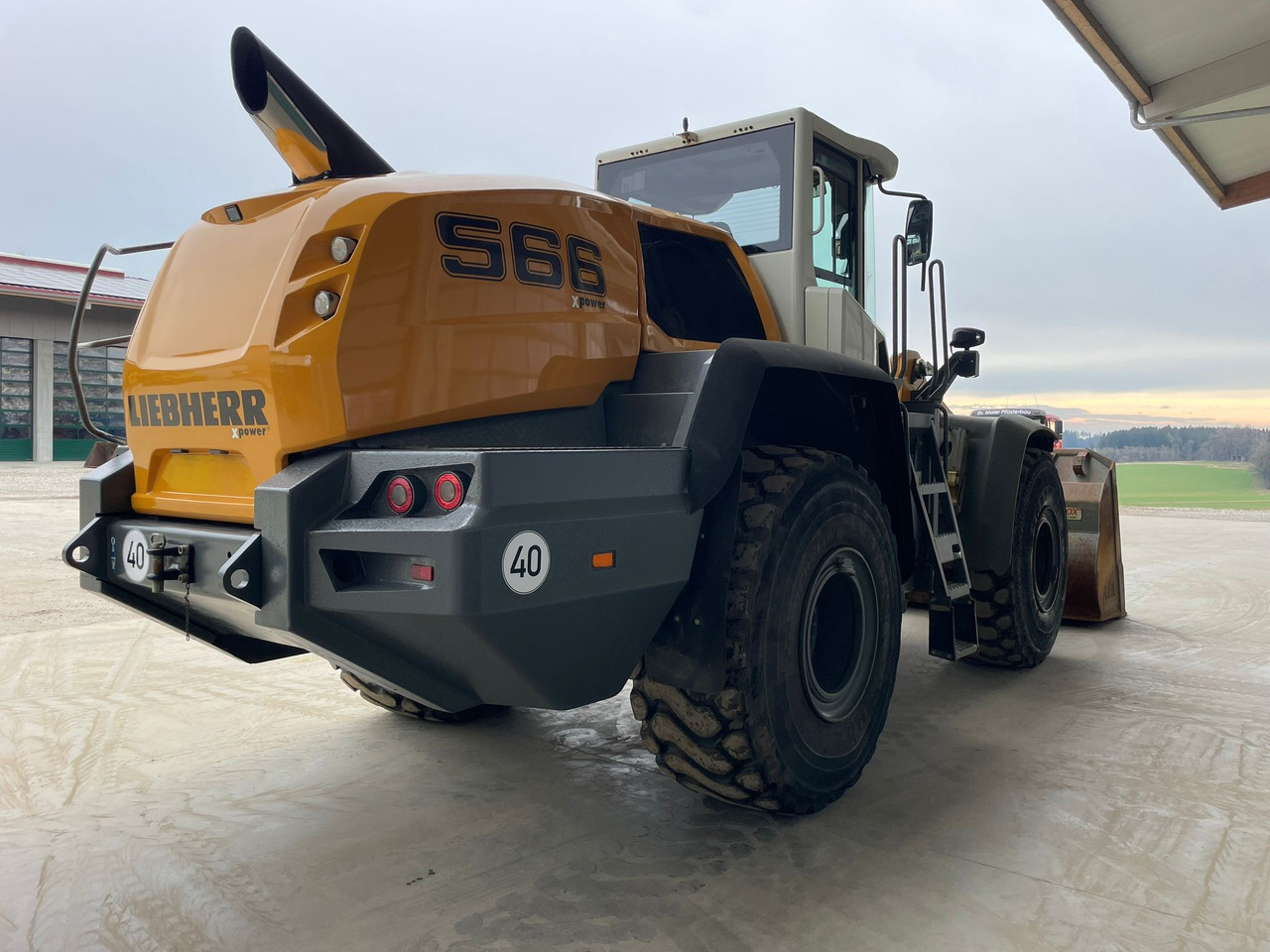 Liebherr L566 - Pá carregadora de rodas: foto 4 Liebherr L566 - Pá carregadora de rodas: foto 4