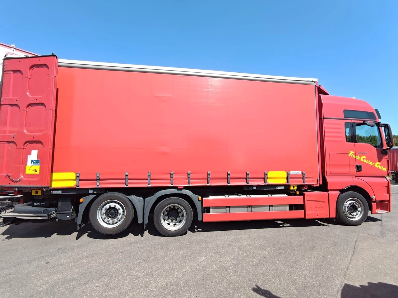 MAN TGX 26.510 6x2-4 LL*WB*Krone AZ18 + Krone WP7.3 - Camião transportador de contêineres/ Caixa móvel: foto 5 MAN TGX 26.510 6x2-4 LL*WB*Krone AZ18 + Krone WP7.3 - Camião transportador de contêineres/ Caixa móvel: foto 5
