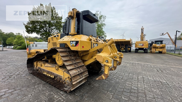 Cat D6NMP - Buldôzer: foto 2 Cat D6NMP - Buldôzer: foto 2