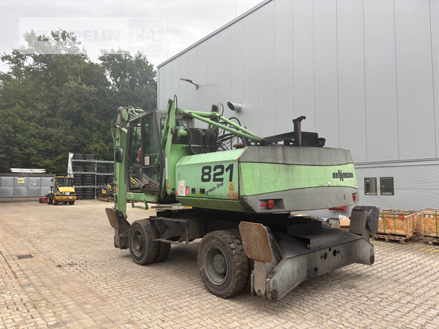 Sennebogen 821 - Manipulador de material: foto 2 Sennebogen 821 - Manipulador de material: foto 2