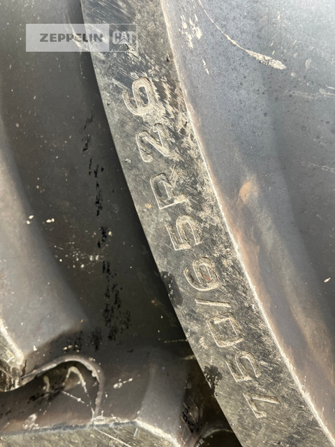 Sonstiges Reifen 750/65 R26 - Pneu para Máquina de construção: foto 2 Sonstiges Reifen 750/65 R26 - Pneu para Máquina de construção: foto 2