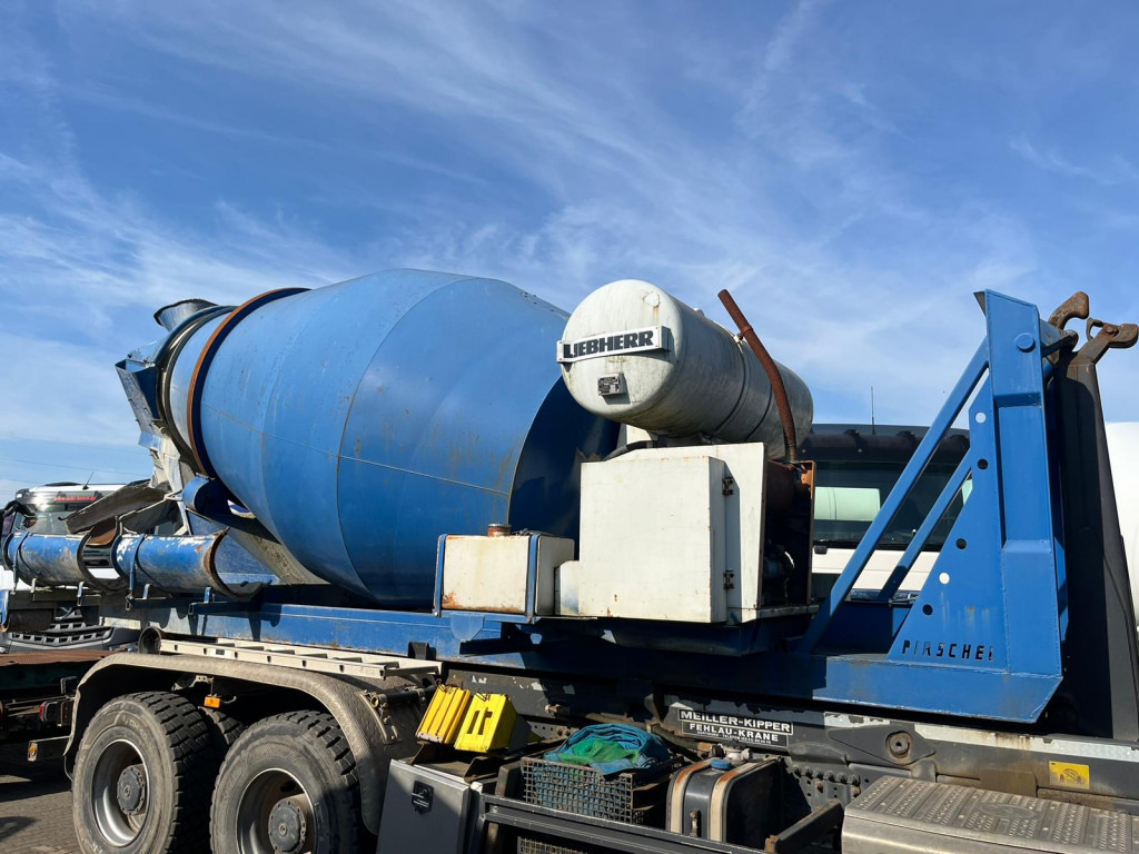 Abrollcontainer Betonmischaufbau mit sep. Motor - Balão de betoneira: foto 4 Abrollcontainer Betonmischaufbau mit sep. Motor - Balão de betoneira: foto 4