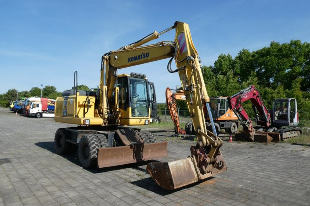 KOMATSU HANOMAG Mobilbagger PW140-7 Mobilbagger - Escavadeira de rodas: foto 1 KOMATSU HANOMAG Mobilbagger PW140-7 Mobilbagger - Escavadeira de rodas: foto 1