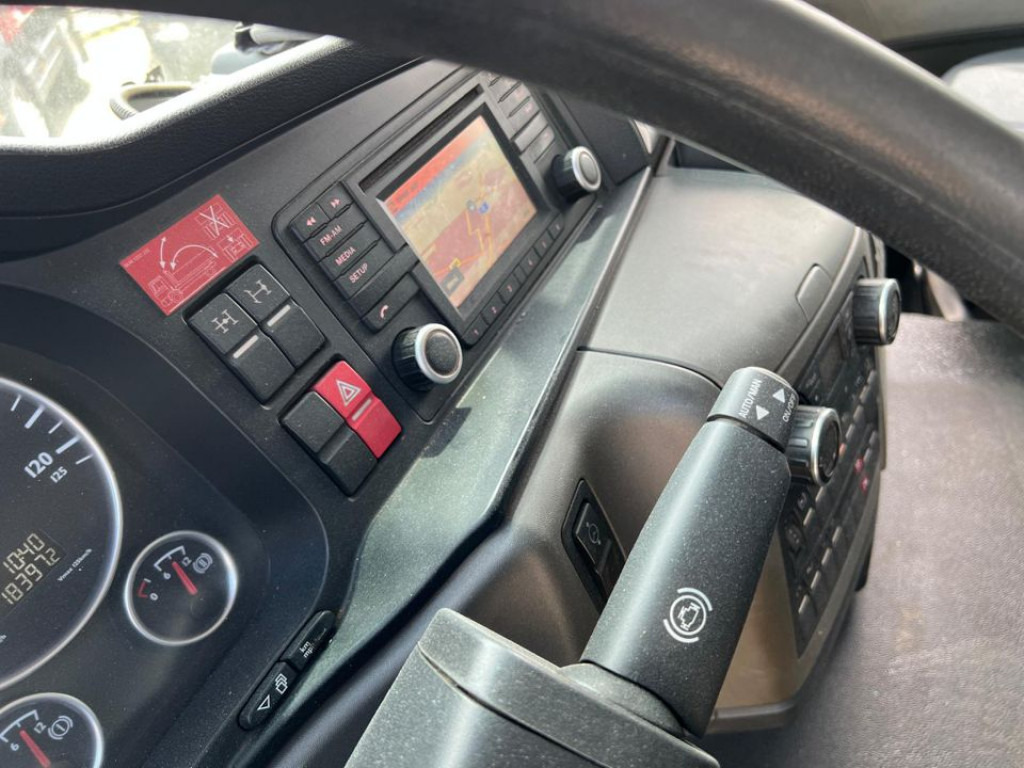 MAN TG-S 35.480 8x4 BL Abrollkipper mit Kran Penz-15L9.80+Meiller RK 30.60L Lenk-Lift Achse - Camião polibenne, Camião grua: foto 5 MAN TG-S 35.480 8x4 BL Abrollkipper mit Kran Penz-15L9.80+Meiller RK 30.60L Lenk-Lift Achse - Camião polibenne, Camião grua: foto 5