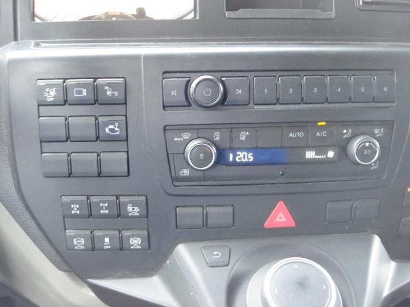 Camião basculante MAN TGS 35.510 8x4 BB- Bordmatik: foto 14