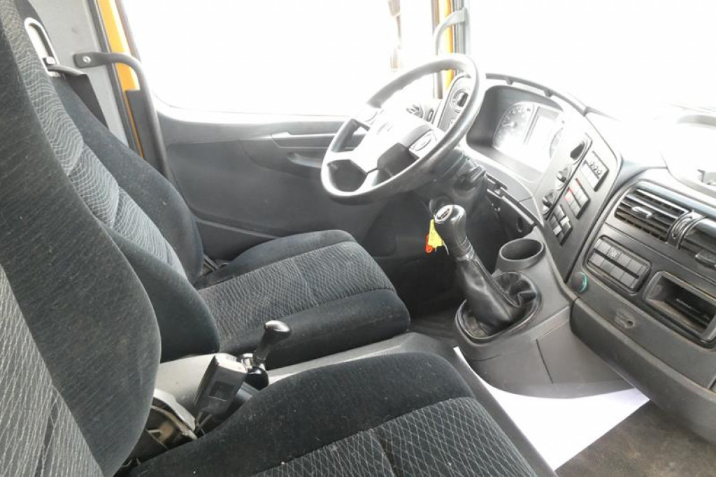 MERCEDES-BENZ Atego 1224 K 2-Achs Kipper Kran 2x Hdr Ausschub Greiferst. - Camião basculante, Camião grua: foto 5 MERCEDES-BENZ Atego 1224 K 2-Achs Kipper Kran 2x Hdr Ausschub Greiferst. - Camião basculante, Camião grua: foto 5