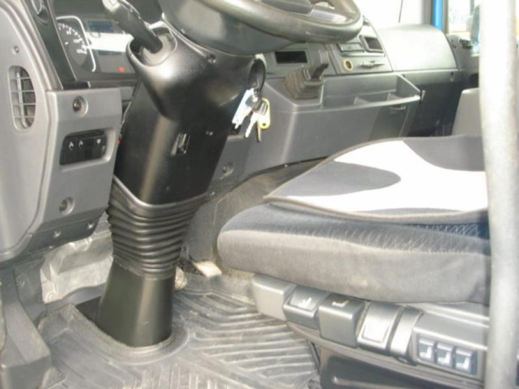 MERCEDES-BENZ Atego 1524 K Absetzkipper TOP +Funkfernbed. - Camião multibenne: foto 3 MERCEDES-BENZ Atego 1524 K Absetzkipper TOP +Funkfernbed. - Camião multibenne: foto 3