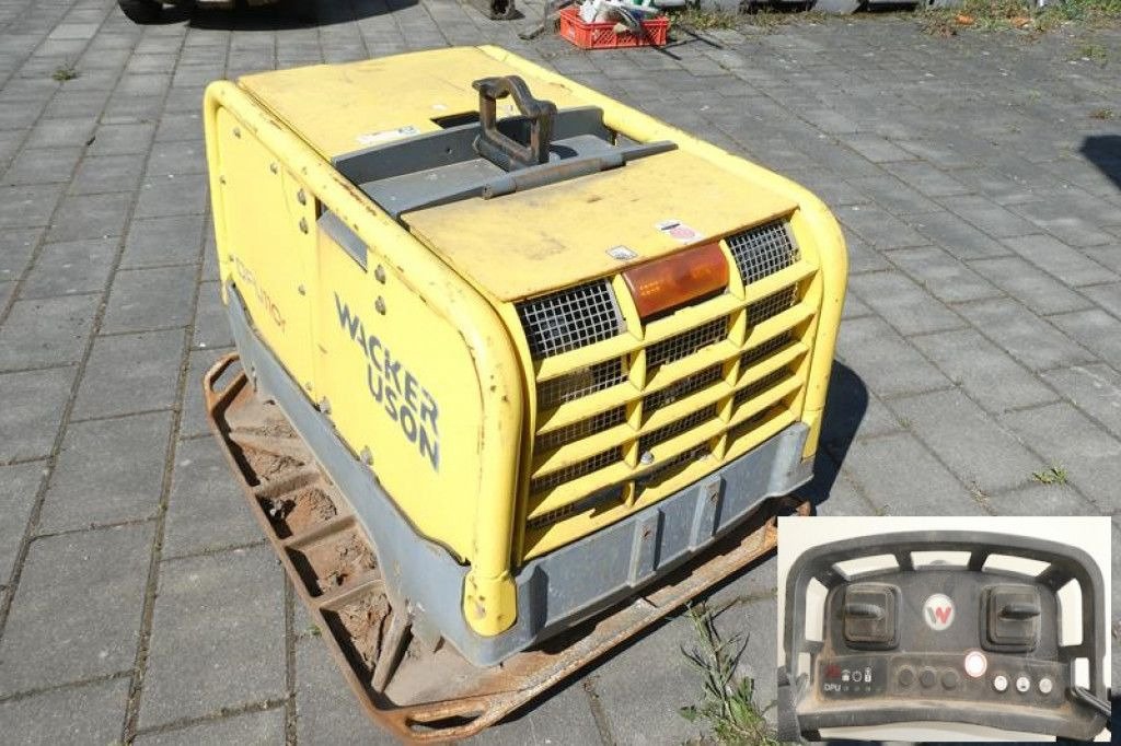 Wacker Rüttelplatte DPU 110rLem970 Baumaschine inkl. Fe - Placas vibratórias: foto 1 Wacker Rüttelplatte DPU 110rLem970 Baumaschine inkl. Fe - Placas vibratórias: foto 1