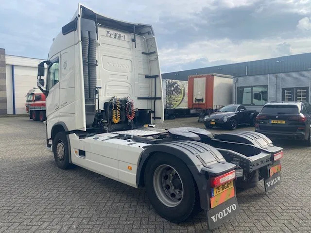 Volvo FH 460 globe euro 6 - Tractor: foto 3 Volvo FH 460 globe euro 6 - Tractor: foto 3