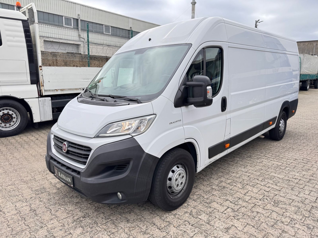 Fiat Ducato 2.3 Maxi Kasten 35 150 L5H2 RS: 4035 - Furgão: foto 3 Fiat Ducato 2.3 Maxi Kasten 35 150 L5H2 RS: 4035 - Furgão: foto 3