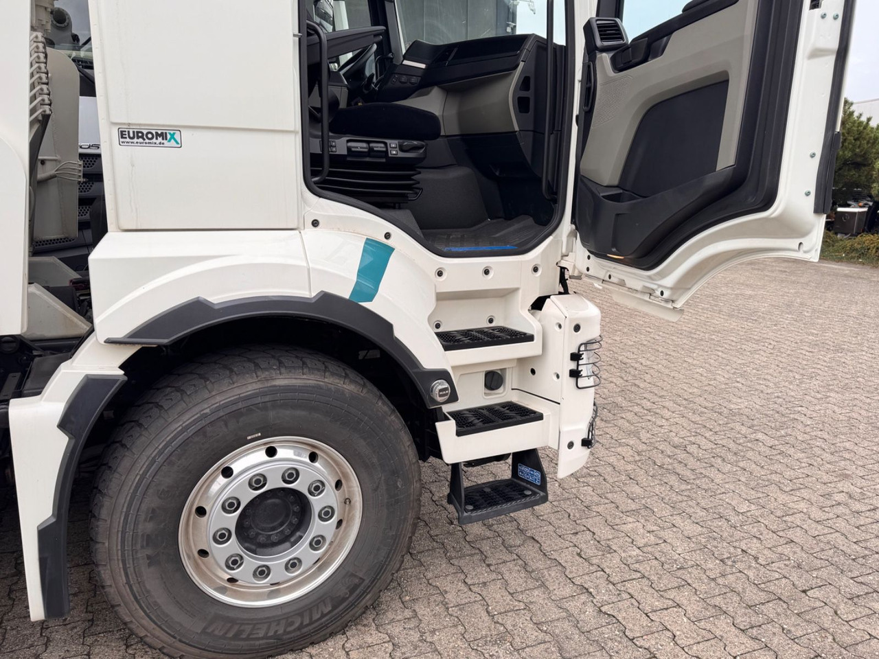 Autobomba de betão MAN 35.510 TGS  Betonpumpe S47-5   47meter NEW: foto 11