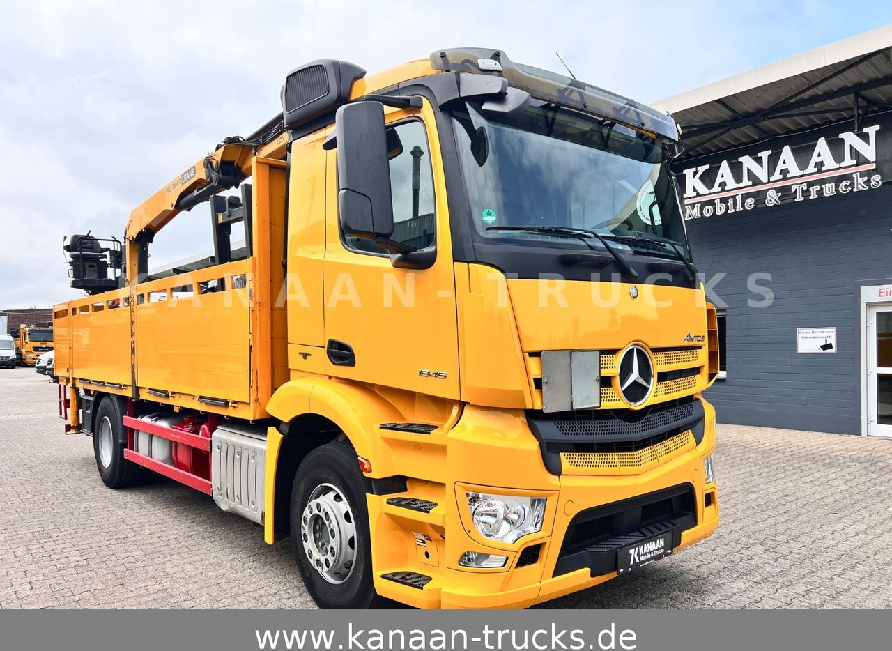 Mercedes-Benz 1845 Antos 4x2 Baustoffkran Palfinger 21001L - Camião grua: foto 1 Mercedes-Benz 1845 Antos 4x2 Baustoffkran Palfinger 21001L - Camião grua: foto 1