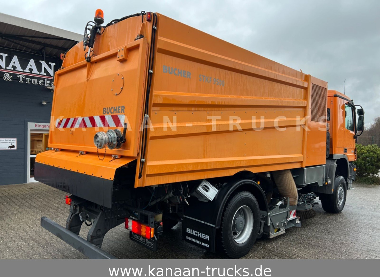 Mercedes-Benz 2032 Actros 4x4 Bucher STKF 9500 AIRPORT KLIMA - Varredora urbana: foto 5 Mercedes-Benz 2032 Actros 4x4 Bucher STKF 9500 AIRPORT KLIMA - Varredora urbana: foto 5