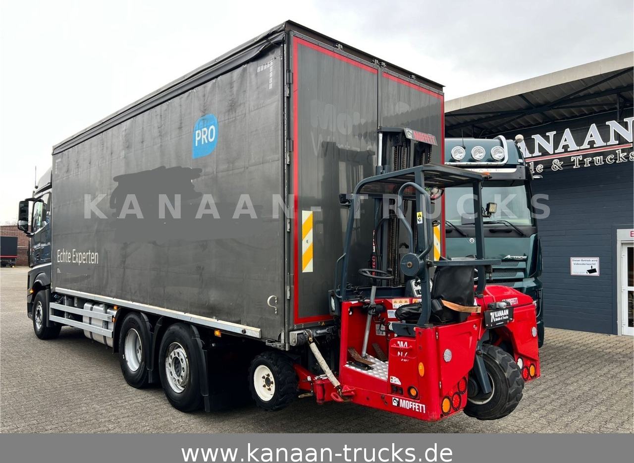 Mercedes-Benz 2548 Actros 6x2 Pritsche Moffet Mitnahme stapler - Camião grua: foto 4 Mercedes-Benz 2548 Actros 6x2 Pritsche Moffet Mitnahme stapler - Camião grua: foto 4