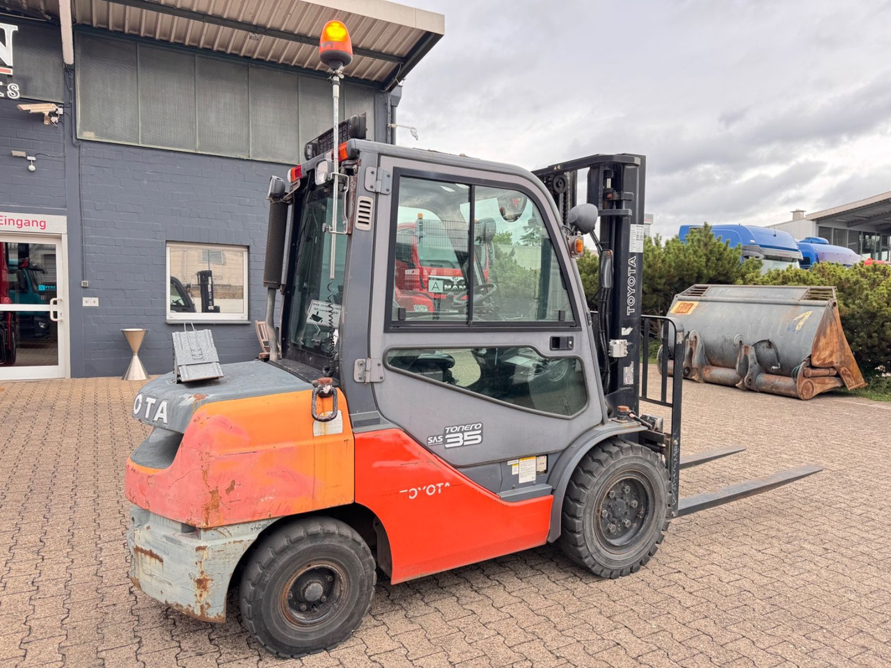 Toyota Tonero 35 Diesel Stapler 3.274h Sideshift - Empilhador a diesel: foto 5 Toyota Tonero 35 Diesel Stapler 3.274h Sideshift - Empilhador a diesel: foto 5