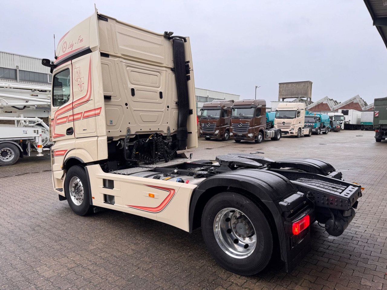 Mercedes-Benz 1848 LS Actros 5 GigaSpace Blatt/Luft - Tractor: foto 5 Mercedes-Benz 1848 LS Actros 5 GigaSpace Blatt/Luft - Tractor: foto 5