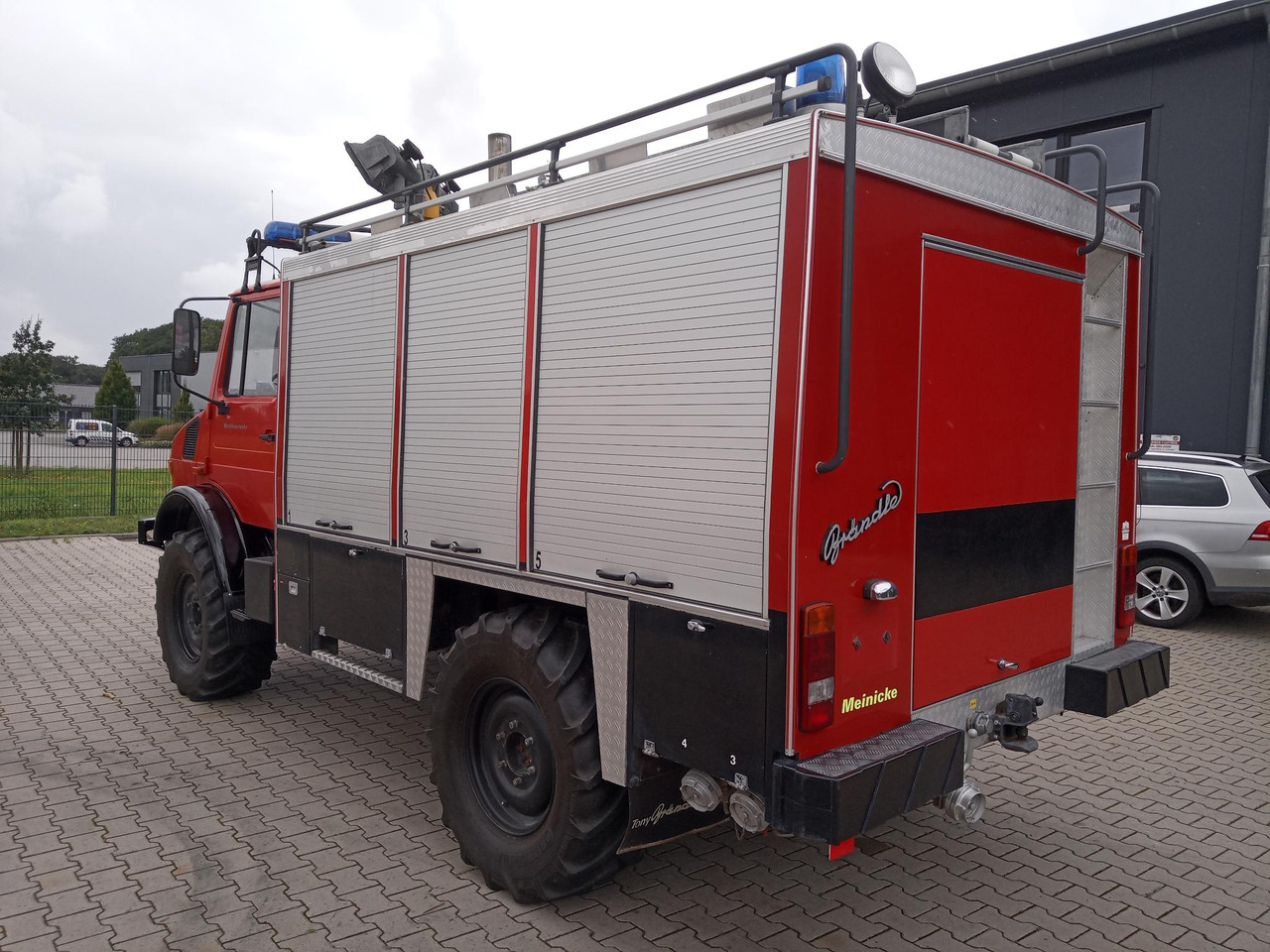 Mercedes Benz Unimog U1300L Unimog Firetruck - Carro de bombeiro: foto 5 Mercedes Benz Unimog U1300L Unimog Firetruck - Carro de bombeiro: foto 5