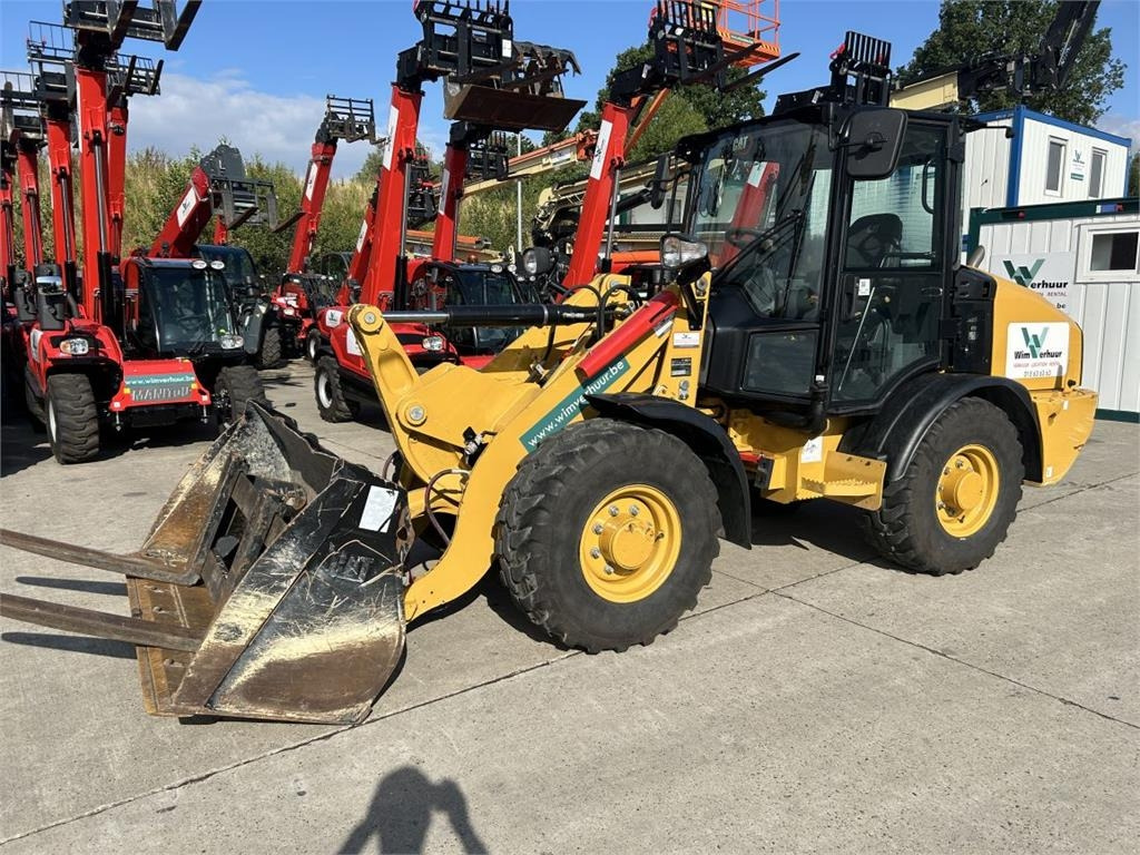 CAT 906 (9145) - Carregadora articulada: foto 2 CAT 906 (9145) - Carregadora articulada: foto 2