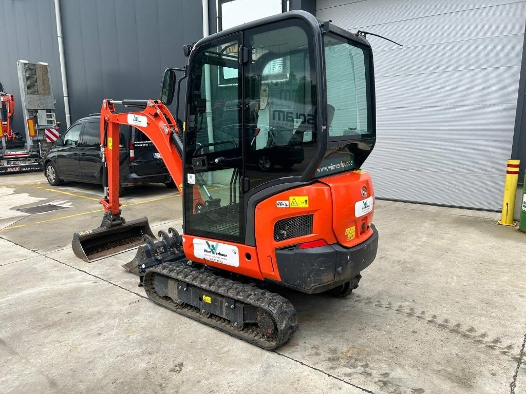 Kubota KX 019-4 - Mini escavadeira: foto 1 Kubota KX 019-4 - Mini escavadeira: foto 1