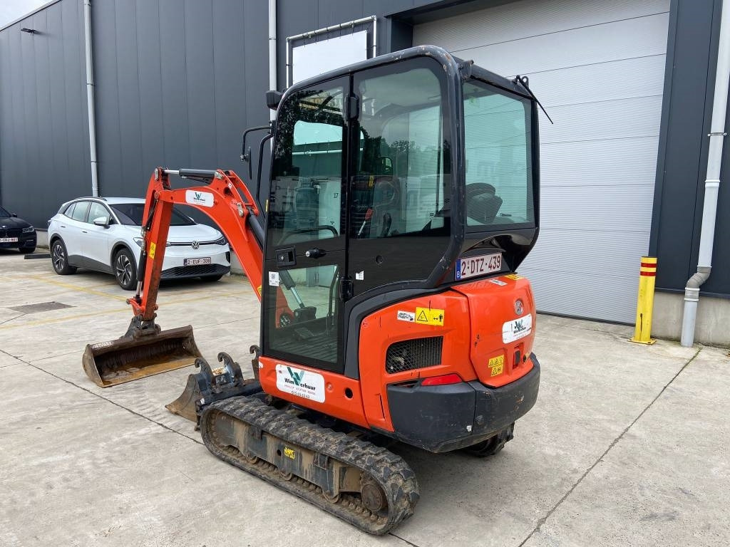 Kubota KX 019-4 - Mini escavadeira: foto 2 Kubota KX 019-4 - Mini escavadeira: foto 2