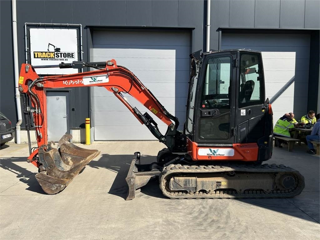 Kubota U50-5 (6970) - Mini escavadeira: foto 1 Kubota U50-5 (6970) - Mini escavadeira: foto 1