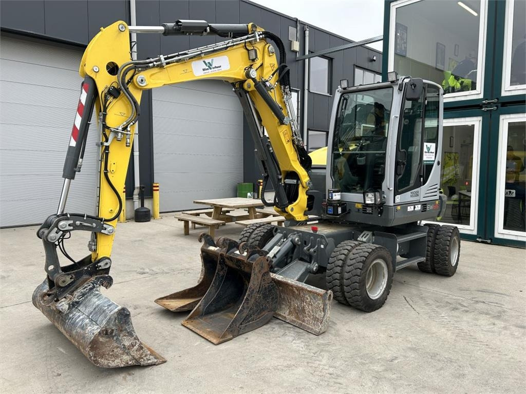 Wacker Neuson EW65 (8946) - Escavadeira de rodas: foto 5 Wacker Neuson EW65 (8946) - Escavadeira de rodas: foto 5