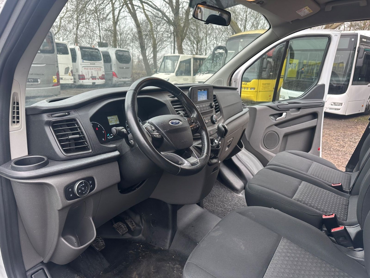 Ford Transit Custom (Klima*Euro 6) - Minibus, Furgão de passageiros: foto 3 Ford Transit Custom (Klima*Euro 6) - Minibus, Furgão de passageiros: foto 3