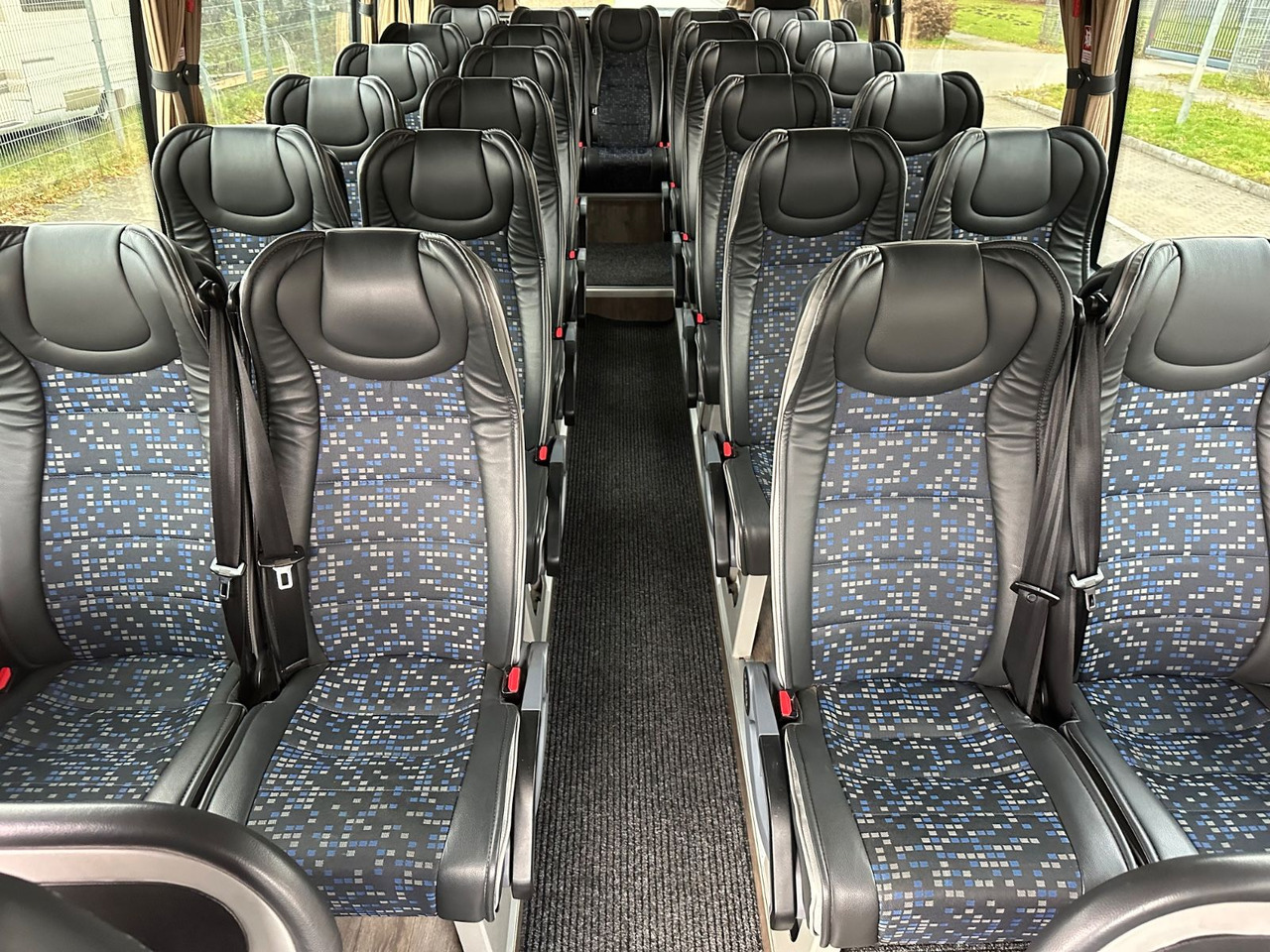 Iveco Atomic AN21 (wenig Km*7.2t) Rosero/ Rapido - Minibus, Furgão de passageiros: foto 4 Iveco Atomic AN21 (wenig Km*7.2t) Rosero/ Rapido - Minibus, Furgão de passageiros: foto 4