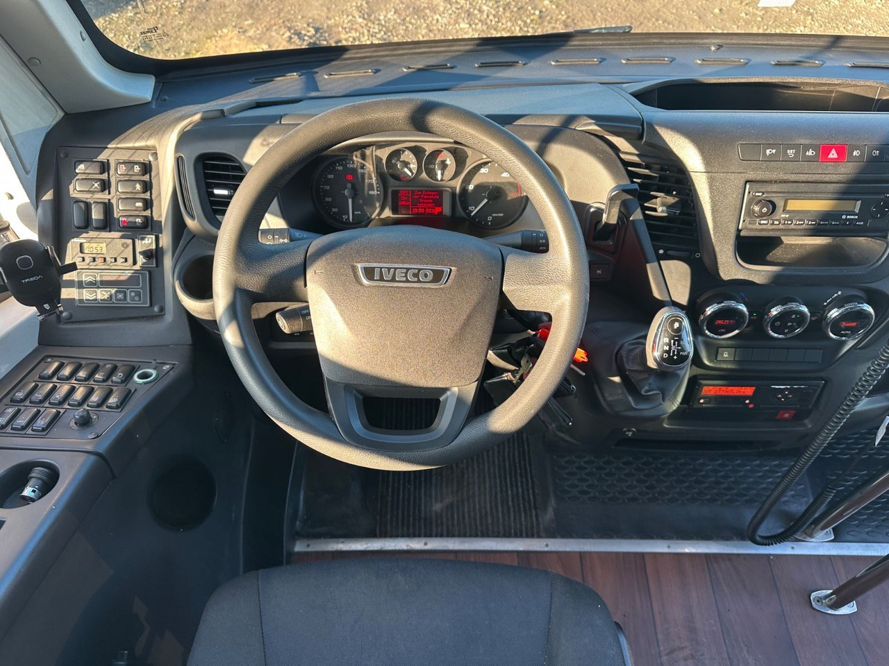 Iveco Maximo 70c18 (TOP*7.5t) Rosero/ Rapido - Minibus, Furgão de passageiros: foto 4 Iveco Maximo 70c18 (TOP*7.5t) Rosero/ Rapido - Minibus, Furgão de passageiros: foto 4