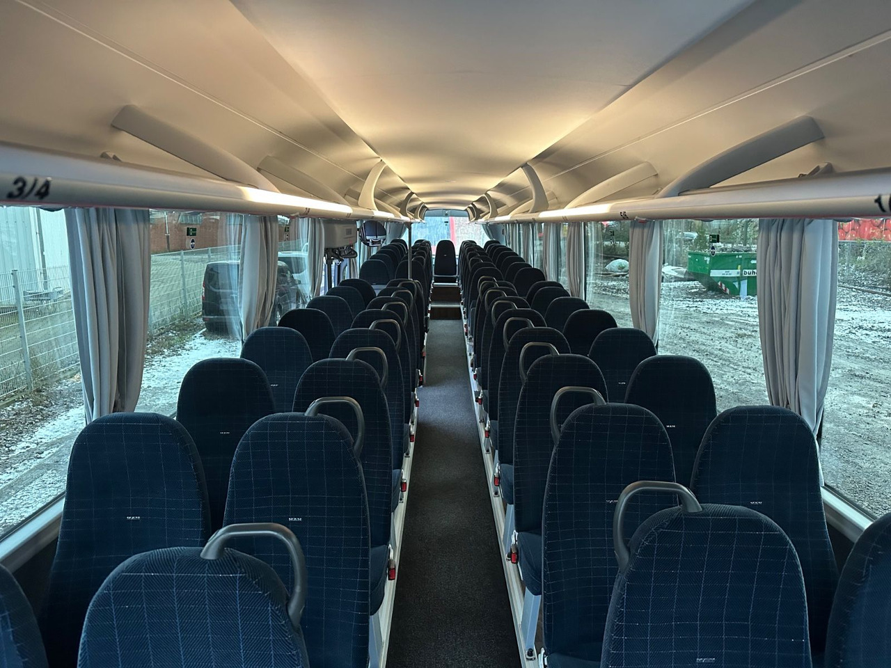 MAN R13 Lions Regio L (65Sitze*251 tKm) - Ônibus suburbano: foto 5 MAN R13 Lions Regio L (65Sitze*251 tKm) - Ônibus suburbano: foto 5