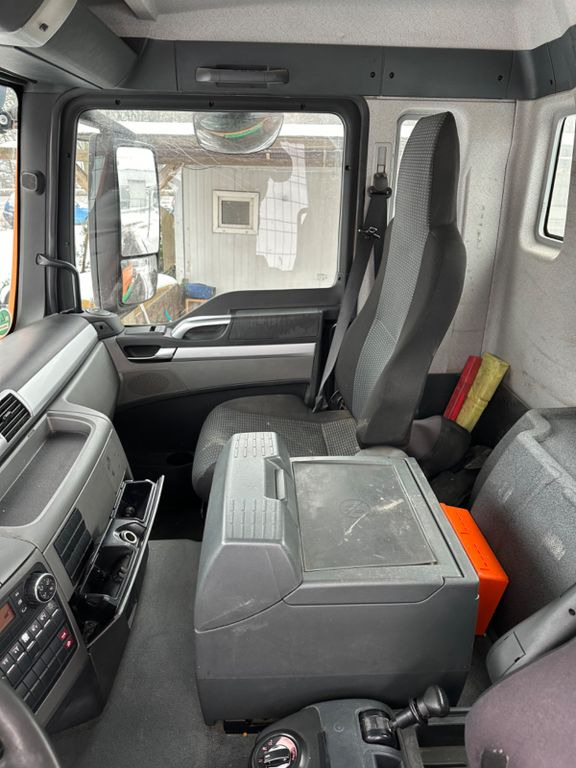 Locação financeira de MAN TGS 26.400 6X2-2 BL Meille RK 20.70 Absetzkipper MAN TGS 26.400 6X2-2 BL Meille RK 20.70 Absetzkipper MAN TGS 26.400 6X2-2 BL Meille RK 20.70 Absetzkipper MAN TGS 26.400 6X2-2 BL Meille RK 20.70 Absetzkipper: foto 18