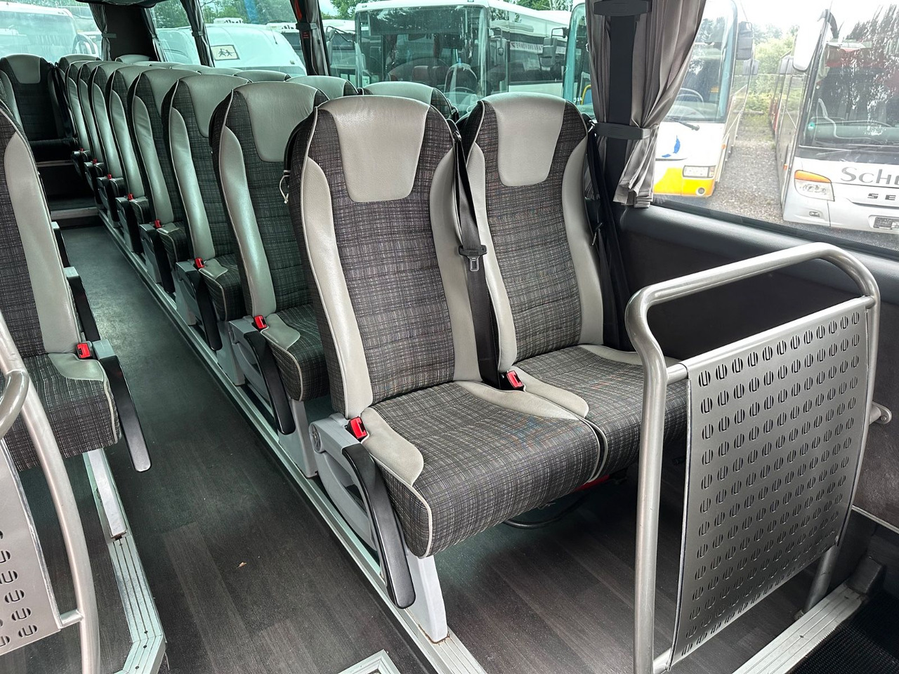 Mercedes-Benz Atego Unvi (DE*Klima*35 Sitze) O350 K/ Tourino - Minibus, Furgão de passageiros: foto 5 Mercedes-Benz Atego Unvi (DE*Klima*35 Sitze) O350 K/ Tourino - Minibus, Furgão de passageiros: foto 5