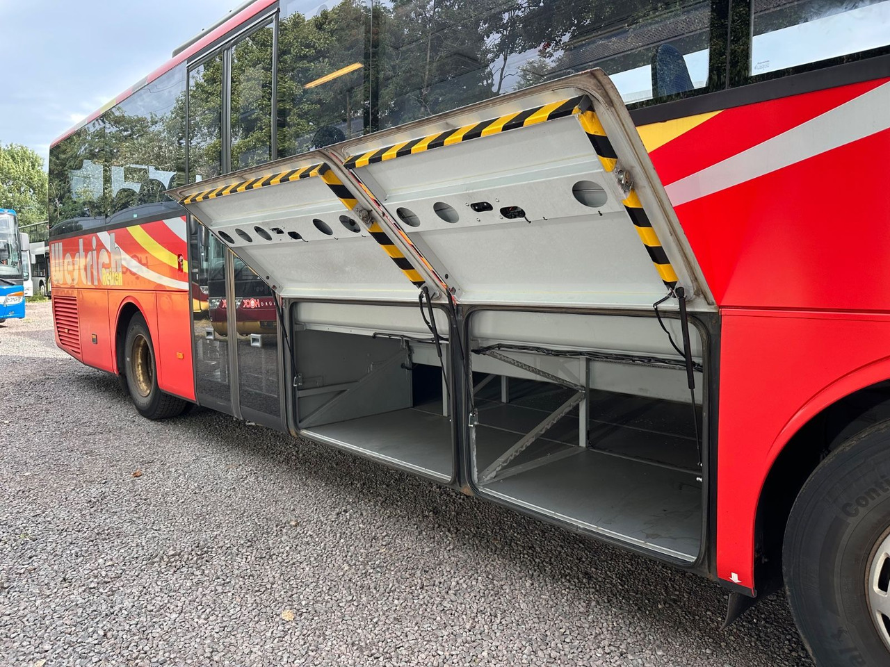 Mercedes-Benz O550 Integro (56 Sitze*Klima*Schalt) - Ônibus suburbano: foto 5 Mercedes-Benz O550 Integro (56 Sitze*Klima*Schalt) - Ônibus suburbano: foto 5